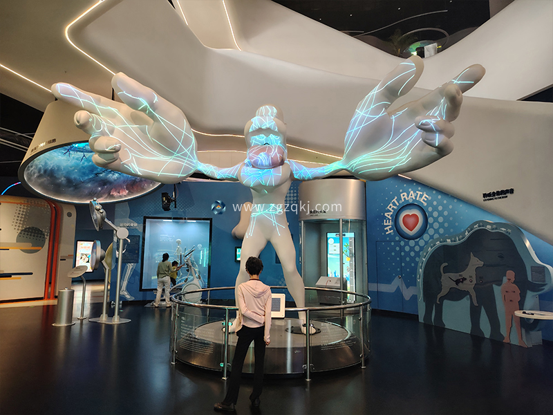 科技館科普互動(dòng)裝置的核心重要性在于其通過沉浸式體驗(yàn)和多元交互模式，顯著提升科普效果與社會(huì)價(jià)值！